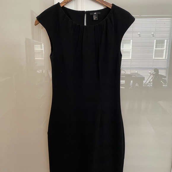H&M Black Professional Dress - Picture 1 of 5